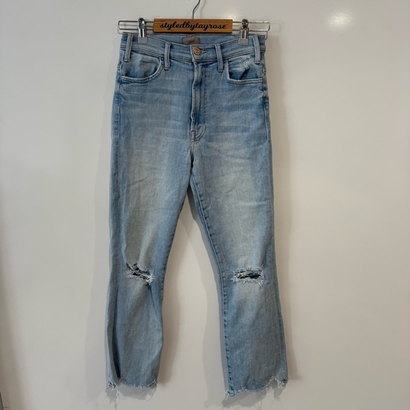 Mother Denim The Hustler Ankle Chew Jeans in Petal Pucker - Picture 6 of 13